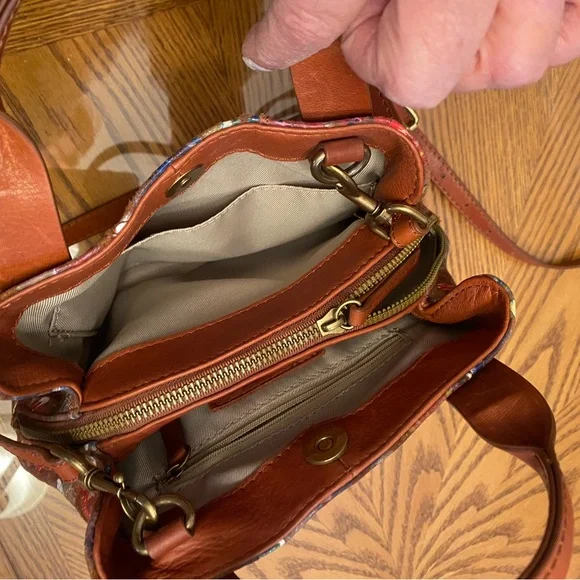 Colorful Floral Crossbody Bag - Picture 5 of 5